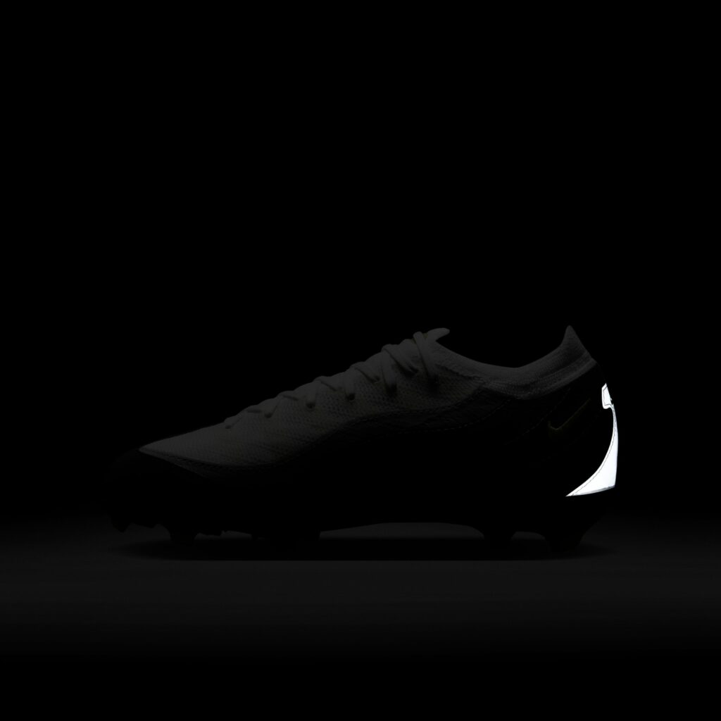 The New Nike Mercurial Vapor 16 Pro "Neon" is inspired by the Air Max 95 "Neon"