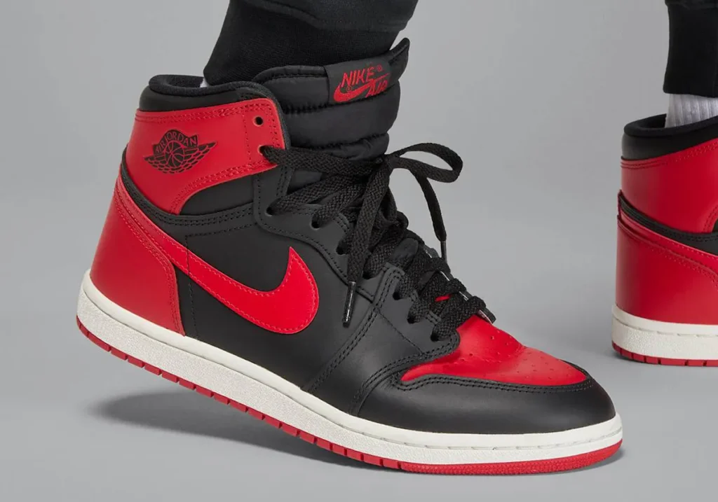 Only less than 10,000 pairs of Air Jordan 1 High ’85 OG “Bred” will be