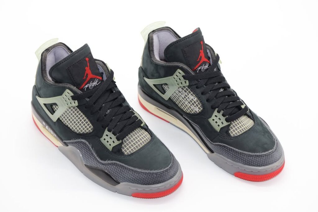 Off-White x Air Jordan 4 "Bred" Sample
